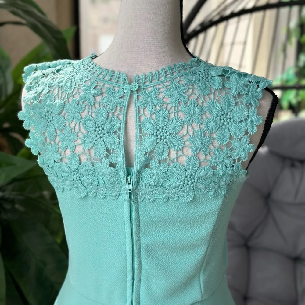 The Children's Place Blue Sleeveless A-Line Dress - Picture 4 of 4